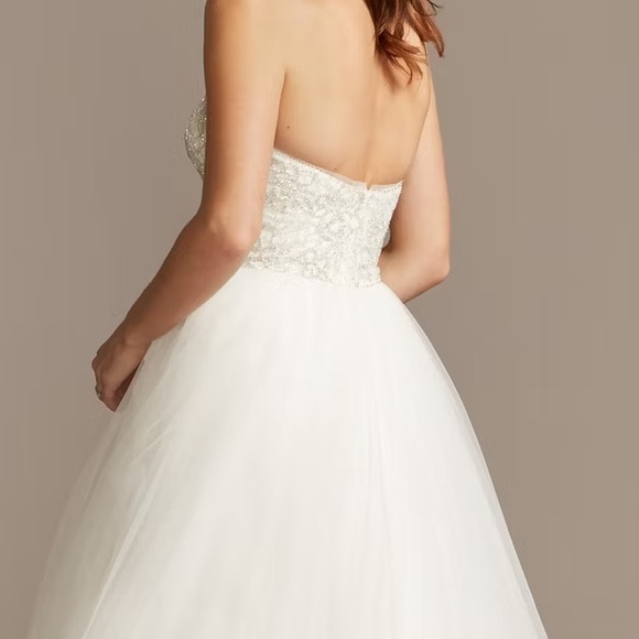 NWT - Vera Wang Strapless Crystal Floral Bodice Wedding Dress - Picture 3 of 5